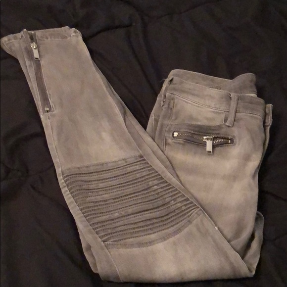 Jeans - Picture 3 of 3